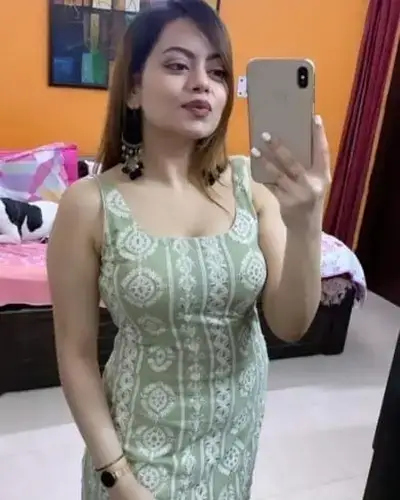 Call Girl in Tanda